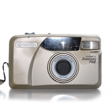 Yashica Zoomate 70 Z
