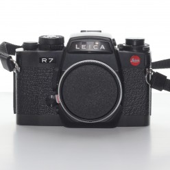 Leica R7